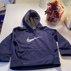 Nike pull over